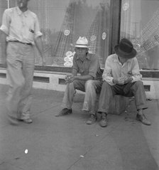 Drought farmers come to town, Sallisaw, Sequoyah County, Oklahoma, 1936. Creator: Dorothea Lange.