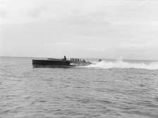 The hydroplane 'Maple Leaf IV', 1914. Creator: Kirk & Sons of Cowes.