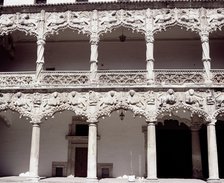 Detail of the ogee arches that form the galleries of the courtyard of the Palace of the Infantado…
