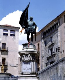 Statue of Juan Bravo (1483-1521), Segovia aristocrat and leader of the revolt of the Communards.