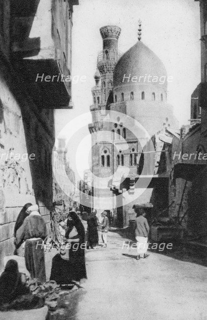The native quarter, Cairo, Egypt, c1920s. Artist: Unknown