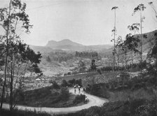 'Blick vom Ramboda-Pass nach Sudosten auf Nuwara Eliya und den Hakgalla-Felsen', 1926. Artist: Unknown.
