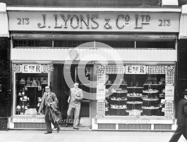 The exterior of a Lyons tea shop along Piccadilly, London, 2nd July 1953. Artist: Unknown
