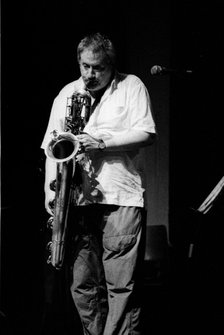 Ronnie Cuber, Brecon Jazz Festival, Brecon, Powys, Wales, 2003. Artist: Brian O'Connor.