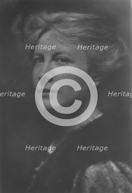 Belmont, August, Mrs., portrait photograph, 1914 Feb. 2. Creator: Arnold Genthe.