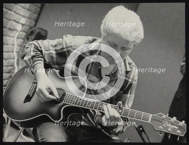 Guitarist Dave Cliff playing at The Fairway, Welwyn Garden City, Hertfordshire, 28 April 1991. Artist: Denis Williams