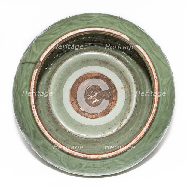 Longquan celadon jar, 14th century. Artist: Unknown.