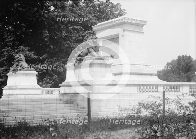Grant Memorial At Capitol, Pedestals For Statue And Groups of Statuary, 1911. Creator: Harris & Ewing.
