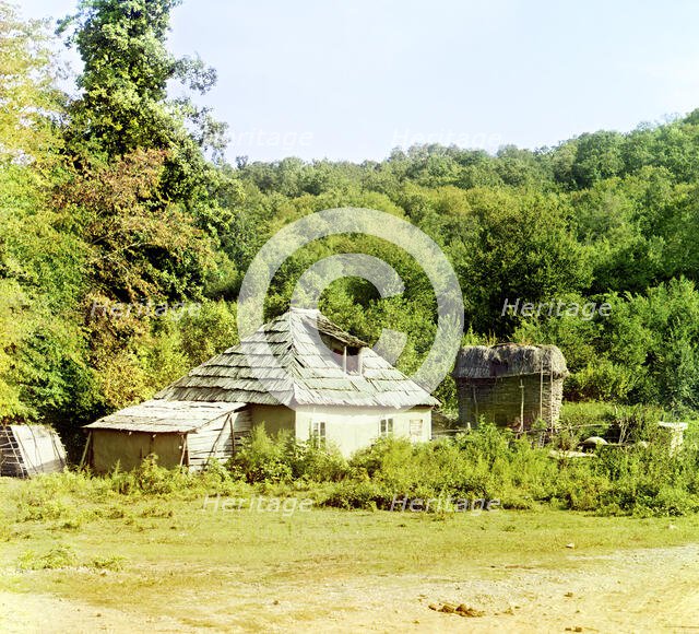Koldakhvary: shed for drying corn, between 1905 and 1915. Creator: Sergey Mikhaylovich Prokudin-Gorsky.
