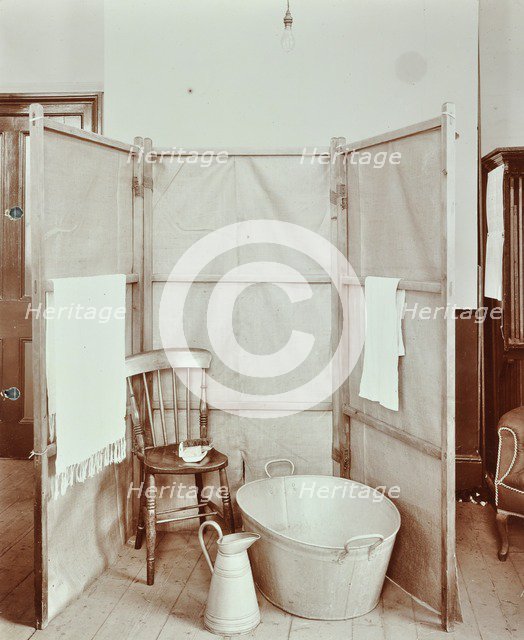 Improvised bathroom, Shoreditch Technical Institute, London, 1907. Artist: Unknown.
