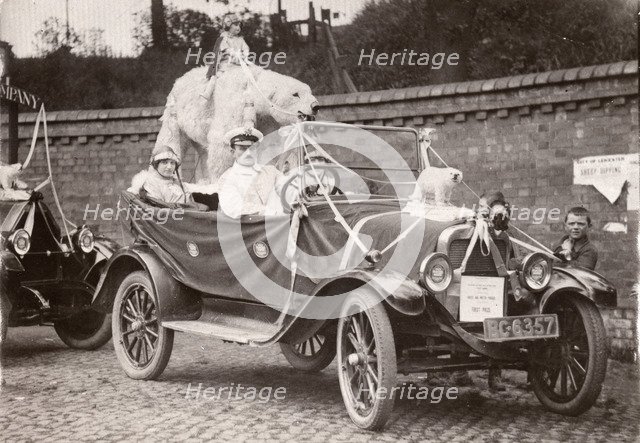 A car advertising Fox's Glacier Mints at a gala, 1926. Artist: Unknown