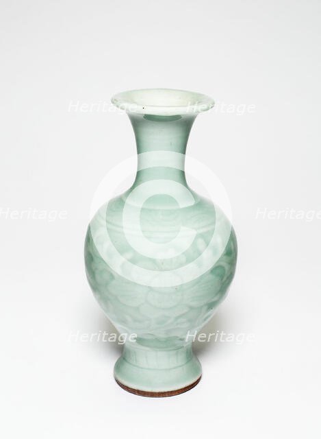Baluster-Shaped Vase with Peony Flowers, Qing dynasty (1644-1911), 18th/19th century. Creator: Unknown.