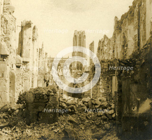 Reims Cathedral, Reims, northern France, c1914-c1918. Artist: Unknown.