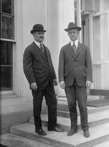 Dick Jervis, right, with Smithers, 1917. Creator: Harris & Ewing.