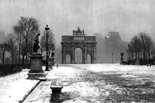 The Tuileries under snow and the Carrousel Arch, Paris, 1931.Artist: Ernest Flammarion