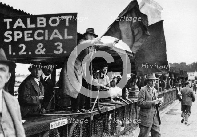 The RTS British Grand Prix, Brooklands, Surrey, 1927. Artist: Unknown