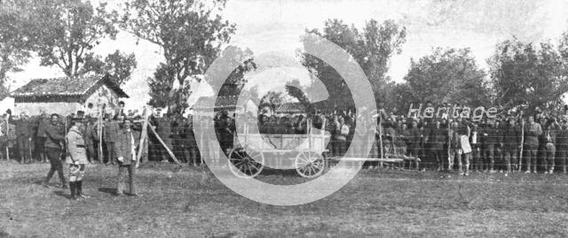 'L'Occupation Francaise en Bulgarie; Les prisonniers serbes du camp de Haskovo..., 1918. Creator: Unknown.
