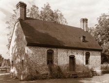 Warburton dependency, Williamsburg, James City County, Virginia, between c1930 and 1939. Creator: Frances Benjamin Johnston.