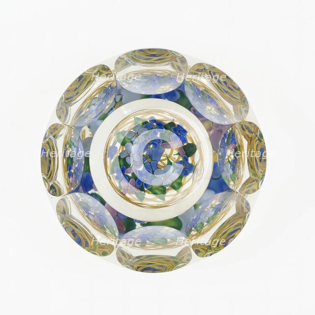 Paperweight, Clichy, 19th century. Creator: Clichy Glassworks.