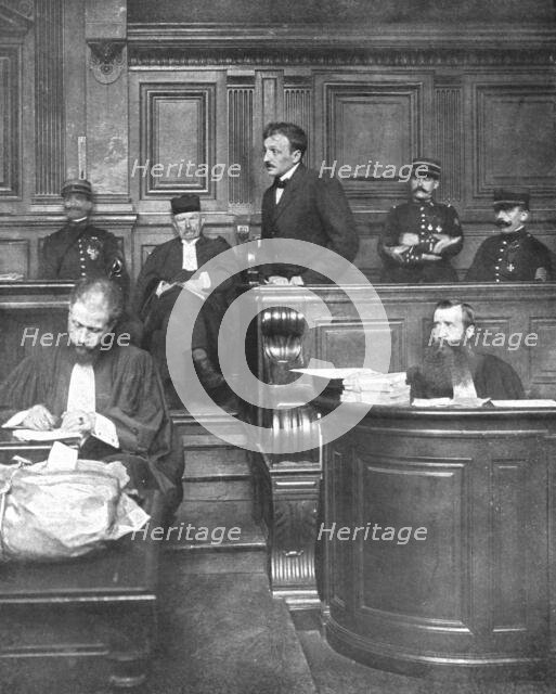'Le defaitisme et les grands proces; l'affaire villain en cour d'assises; l'assasin de..., 1919. Creator: Unknown.