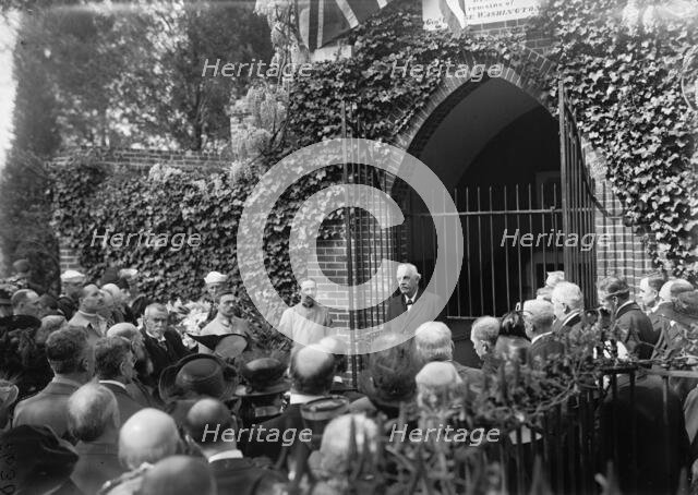 British Commission To U.S. - Balfour, Etc., at Mount Vernon, 1917. Allied Commission For Other... Creator: Harris & Ewing.