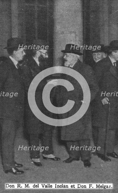 'La rencontre, a Paris, de deux personnalites carlistes : Don R.M. del Valle Inclan et..., c1916. Creator: Unknown.
