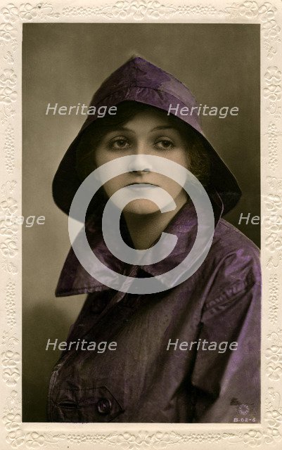 Gladys Cooper (1888-1971), English actress, early 20th century.Artist: Rotary Photo