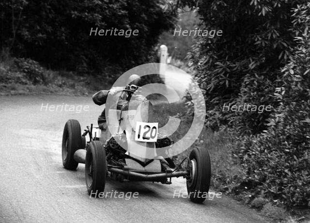 Basil Davenport driving a GN Spider Special at the Wiscombe Park Hill, Climb, Devon. Creator: Unknown.