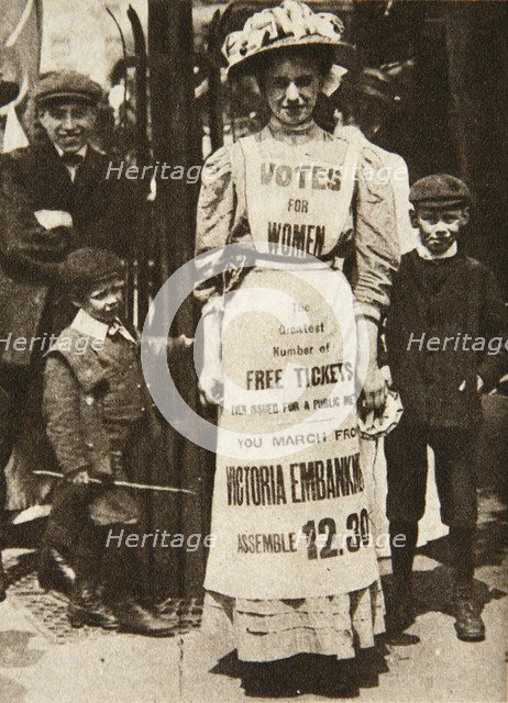 The suffragette housemaid, 1908.  Artist: Central News