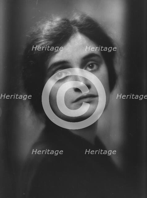 Martin, Hazel, Miss, portrait photograph, 1914 Apr. 14. Creator: Arnold Genthe.