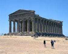 Temple of Concord, Agrigento, Sicily, Italy.