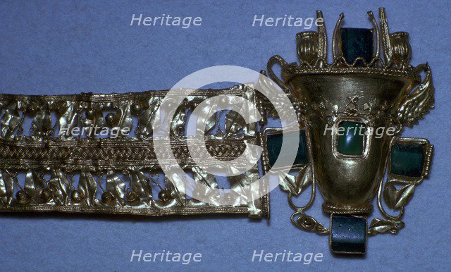 Roman gold bracelet set with glass imitating emeralds, 1st century. Artist: Unknown