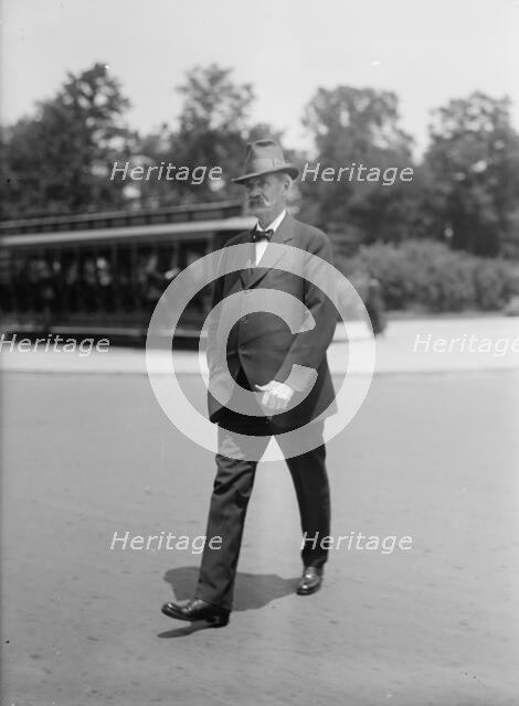 Cummins, Albert Baird, Governor of Iowa, 1902-1908; Senator, 1908-1926. Snap, 1917. Creator: Harris & Ewing.
