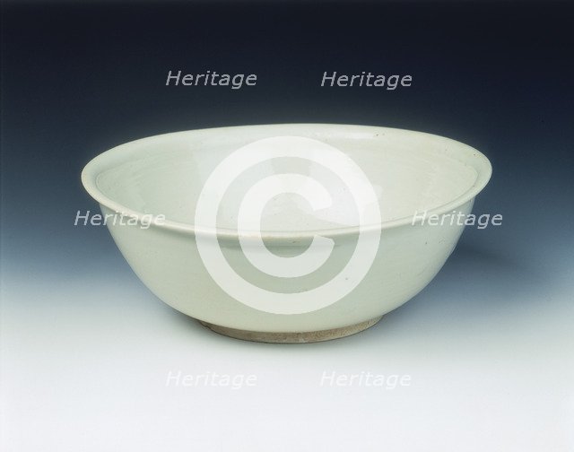 White glazed deep bowl, late Tang dynasty, China, 9th century. Artist: Unknown