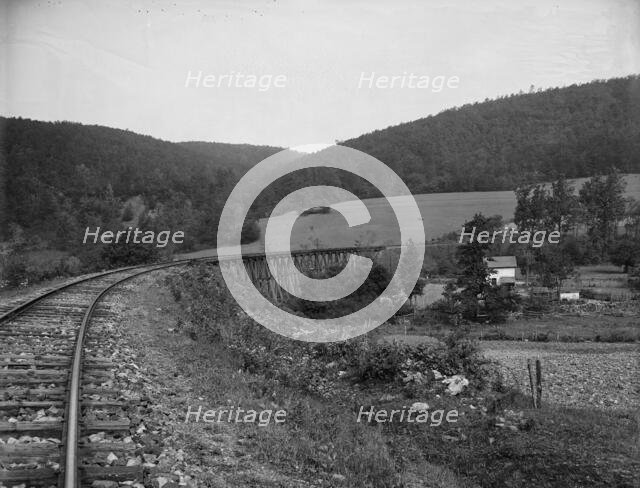 Toms Creek trestle [Frederick County, Md.], between 1900 and 1905. Creator: Unknown.