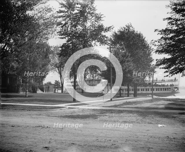 Str. Tashmoo, St. Clair Flats, Mich., between 1900 and 1920. Creator: Unknown.