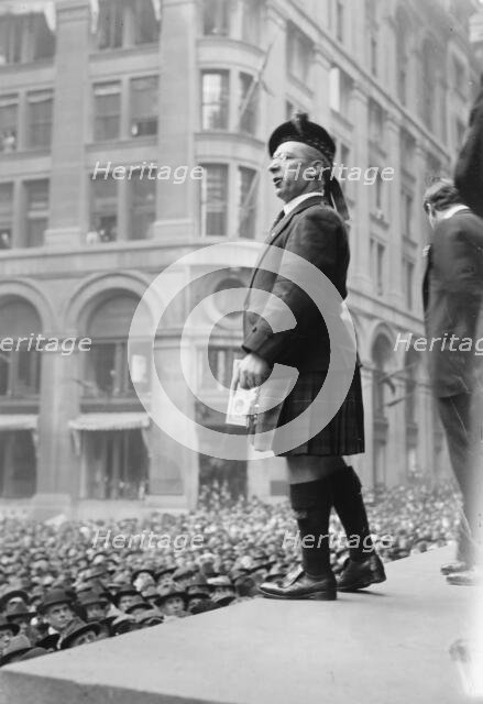 Lauder, (19 Oct 1917?). Creator: Bain News Service.