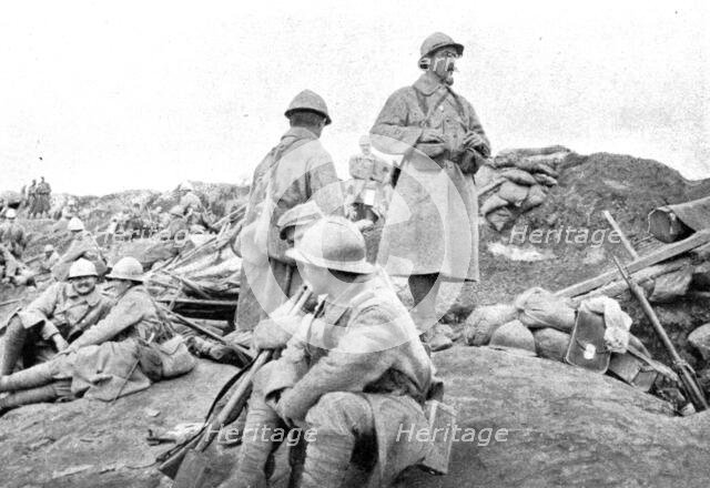 'Ceux de Bouchavesnes; elements d'une compagnie du 1er bataillon du 44e infanterie...', 1916. Creator: Unknown.