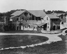 "Surprise Valley Farm," Arthur Curtiss James property, Beacon Hill Road, Newport, Rhode Island, 1917 Creator: Frances Benjamin Johnston.