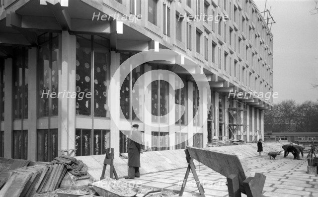 United States Embassy, Grosvenor Square, London, 1958-1961. Artist: Eric de Maré