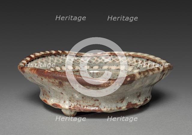 Dish with Design of Three Wild Geese in Flight: "Nezumi" Shino Ware, c. 1600. Creator: Unknown.