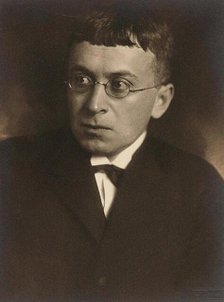 Portrait of Karl Kraus (1874-1936), 1918. Creator: Schieberth, Hermann (1876-c. 1948).