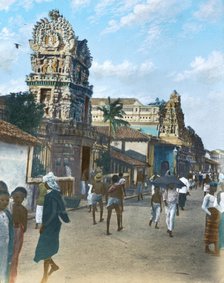 Hindu temple in the Pettah, Colombo, Ceylon. Artist: Unknown