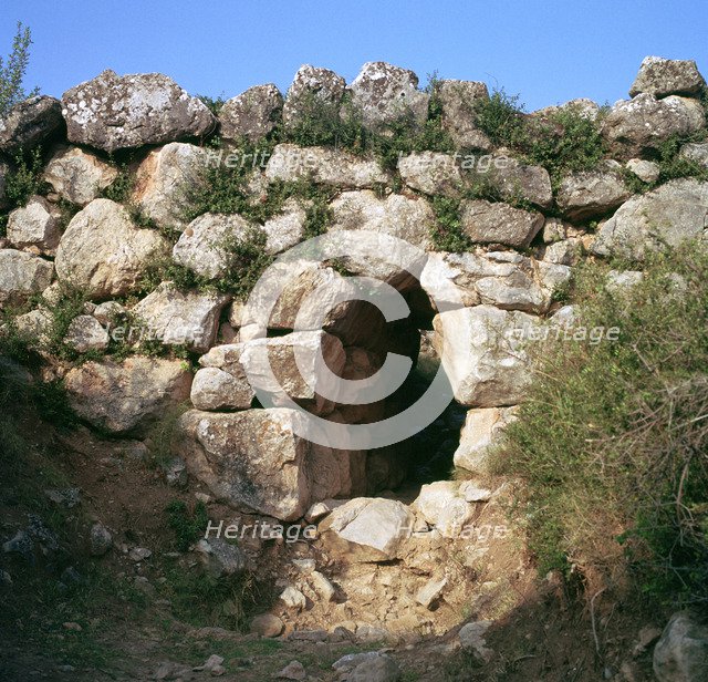 A Greek Cyclopean bridge