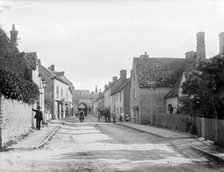Spelsbury Street, Charlbury, Oxfordshire, c1860-c1922. Artist: Henry Taunt