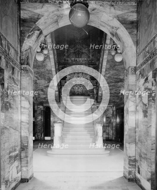 Stairway, main corridor, Majestic B. [Building], Detroit, Mich., between 1905 and 1915. Creator: Unknown.