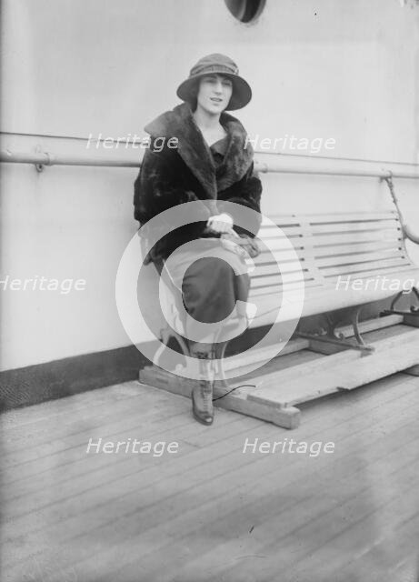 Countess J. De Maupas, between c1915 and c1920. Creator: Bain News Service.