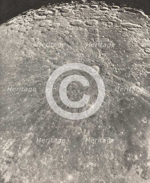 Photographie Lunaire Rayonnement de Tycho - Phase Croissante, 1899. Creators: Maurice Loewy, Pierre Henri Puiseux.