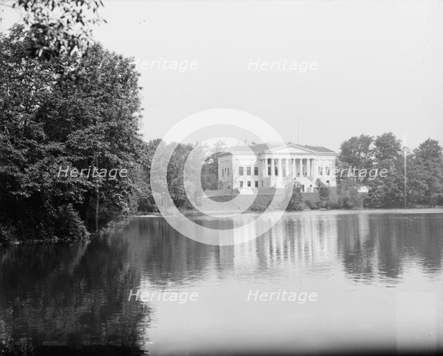 Buffalo Historical Society building, Delaware Park, Buffalo, N.Y., c1904. Creator: Unknown.