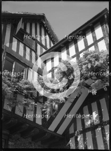 Cheyney Court, Dome Alley, The Close, Winchester, Hampshire, 1947. Creator: Margaret F Harker.